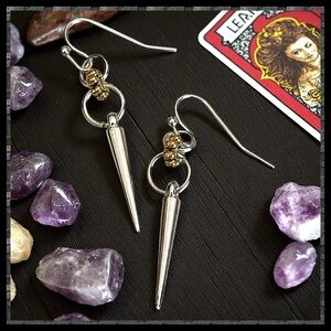 5 For $25💫Alternative Silver Spike Cone Dangles Earrings
